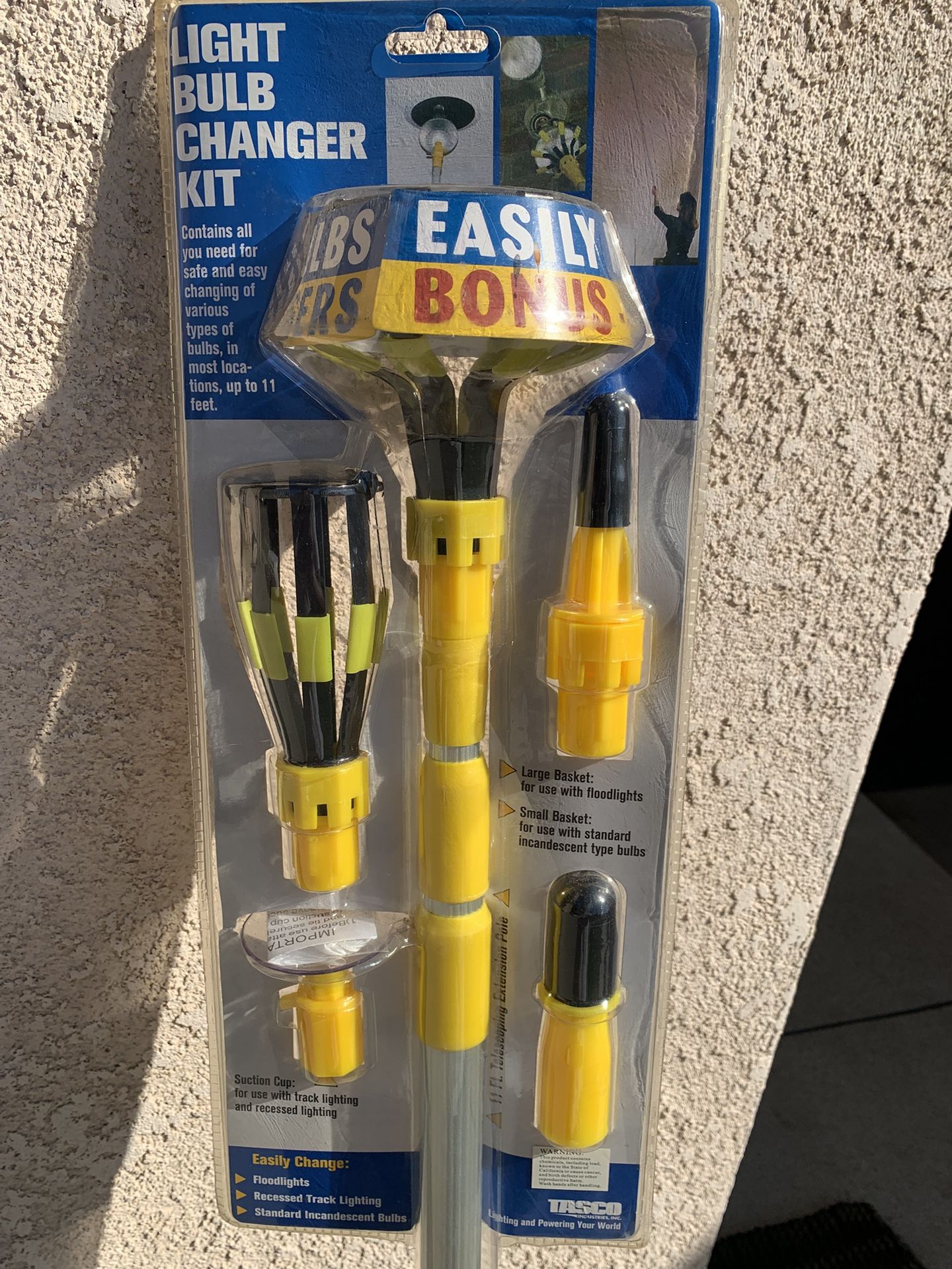 Light Bulb Changer Kit