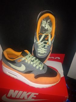 Air Max 1 Men Sz 8.5 W/Box
