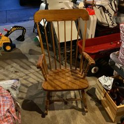 Wooden Rocking Chair 