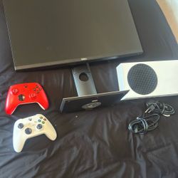 Xbox And Monitor 