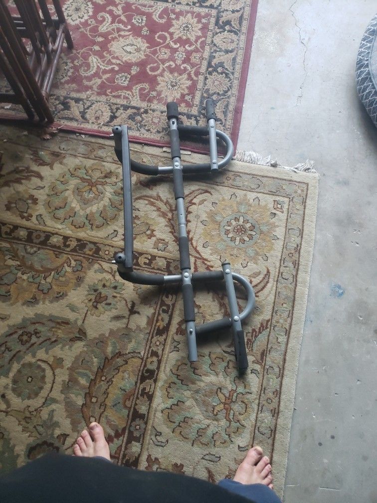 Doorway Pull-up Bar