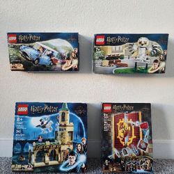LEGO Harry Potter #769 - 765
BRAND NEW 

**LEGO Harry Potter Hogwarts Courtyard: Sirius’s Rescue 76401 Building Kit; Castle Playset
