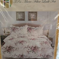 BRAND NEW  , NEVER OPENED , GREAT  FOR SUMER TIME  QUILT FET    KING SIZE .