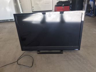 27” Visio flat screen tv