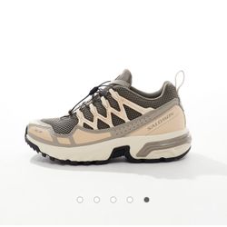 Salomon ACG + OG Sneakers 'Falcon Shortbread Hazelnut Men sz 9.5, Women sz 11. New!