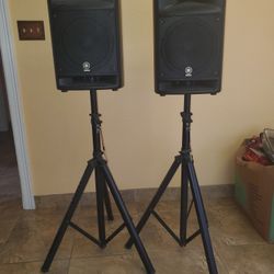 Yamaha Sound System Speakers