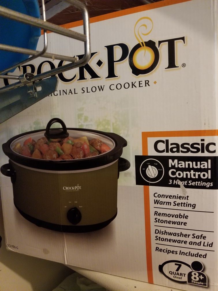 Crock pot slow cooker