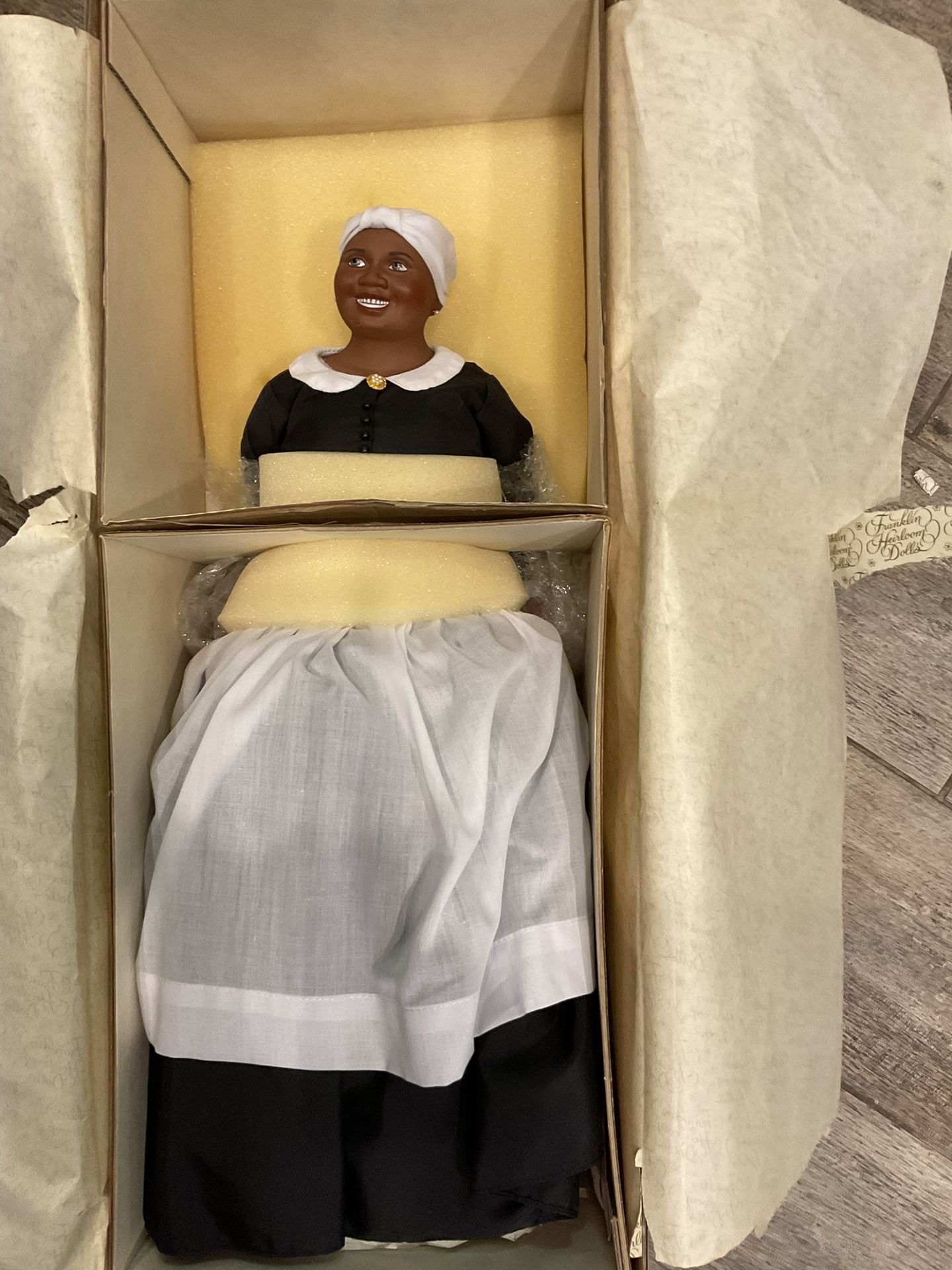 Franklin Heirloom Gone With The Wind Porcelain Doll Hattie McDaniels as Mammy