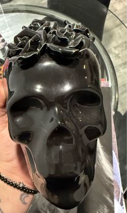 Glass skull