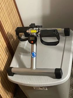 Stamina inStride Folding Workout Cycle Model No. 15-0125A, Note: Electronic LCD Monitor is not operable.