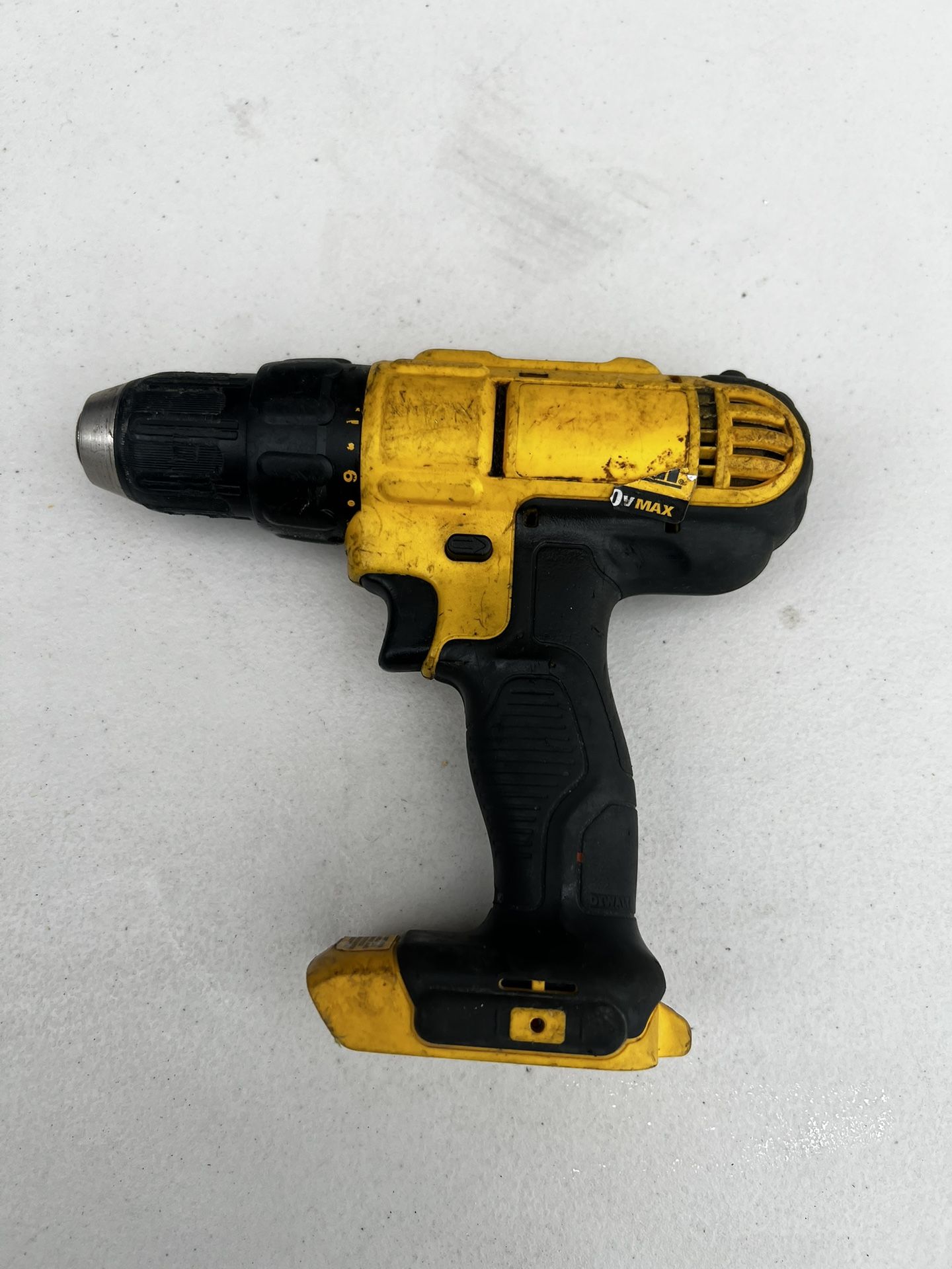Dewalt Dcd771b 20V MAX Cordless Lithium-Ion 1/2 inch Compact Drill Driver. Does not include battery