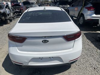 Parts for KIA CADENZA 4D SEDAN PREMIUM 3.3L 2017 - Stock #14087