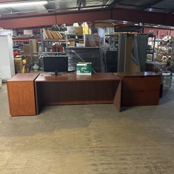 Wood Office Desks, Cabinets And File Drawers