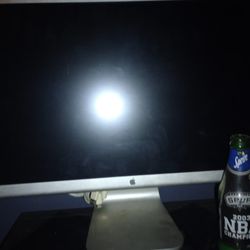 Apple Desktop Computer Screen 