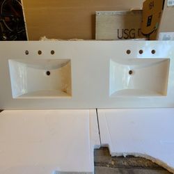 Countertop bathroom vanity 