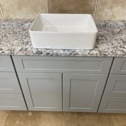 Bathroom Cabinets 