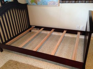 Savanna Tori Convertible Crib And Changing Table For Sale In