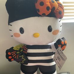Hello Kitty Halloween Greeter