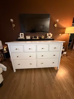 White Dresser - 8 drawers
