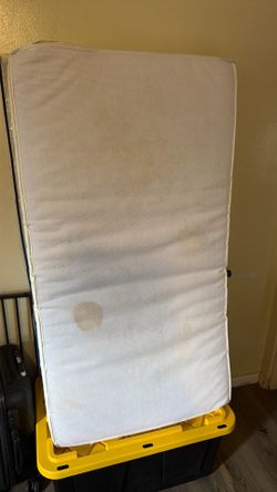 Freee crib mattress