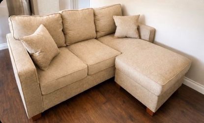 Couch With Reversable Chaise 74” Excellent Condition