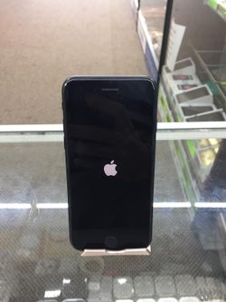 iPhone 8 🔌64GB 🔌Unlocked 🔌30-Day Warranty