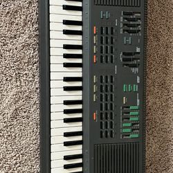Yamaha Portasound PSS-460 Keyboard