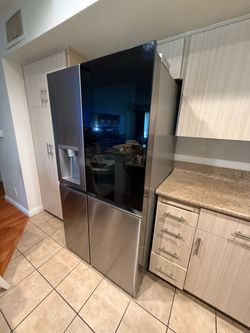 LG 27 Cu. Ft. Side-by-Side Refrigerator – InstaView – Stainless Steel