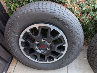 2024-2026 Toyota Tacoma OEM wheels and tires.