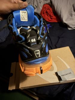 Trade (designer) Or 200
