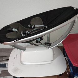 4 moms multi direction baby swing