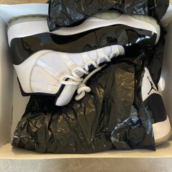 Air Jordan 11 Concord Size 10.5