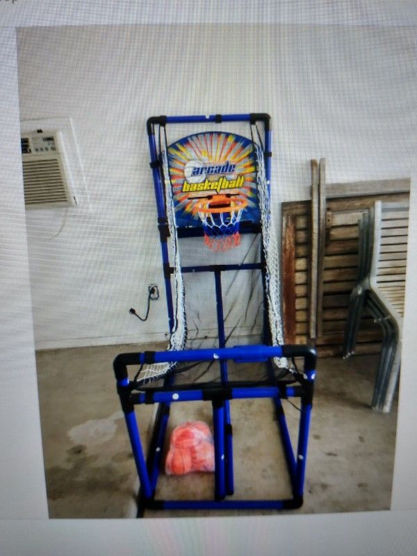 Arcade Basketball Hoop