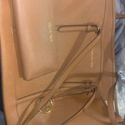 MK PURSE