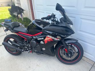 2016 yamahaFZ6R