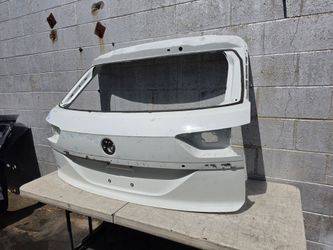 Tailgate liftgate atlas cross sport 2020 2021 2022 2023