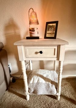 Farmhouse White Wood Nightstand with Drawer