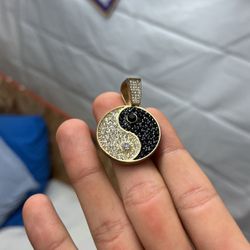Yin Yang Pendant (waterproof)