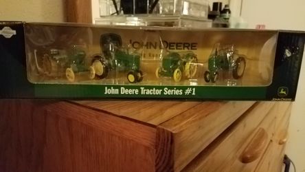 **REDUCED** John Deere Tractor Series #1