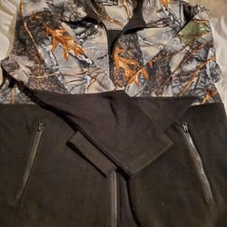 Gently used camouflage camo fleece jacket xxl