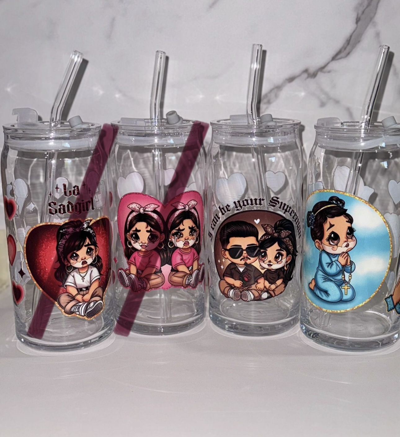 cholo 20 oz cup with plastic lid and glass straw