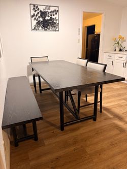 Dining Table Set