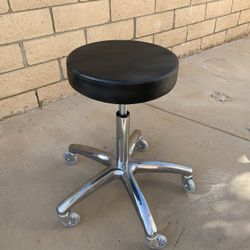 Rolling Stool - Adjustable Stool with Wheels - Soft Swivel Workbench