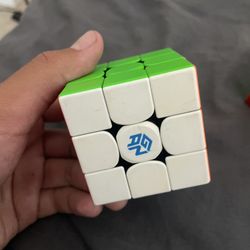 Gan Cubes