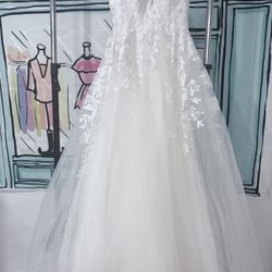 Stunning wedding dress
