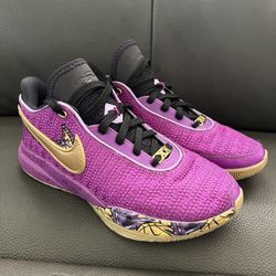 Youth Basketball  Tennis Shose Size 7