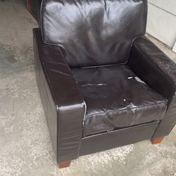 Free Couch Single Seater