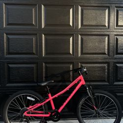 Specialized HotRock Mountain Kids Buke 24”