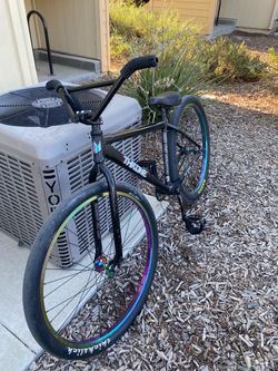 throne bike