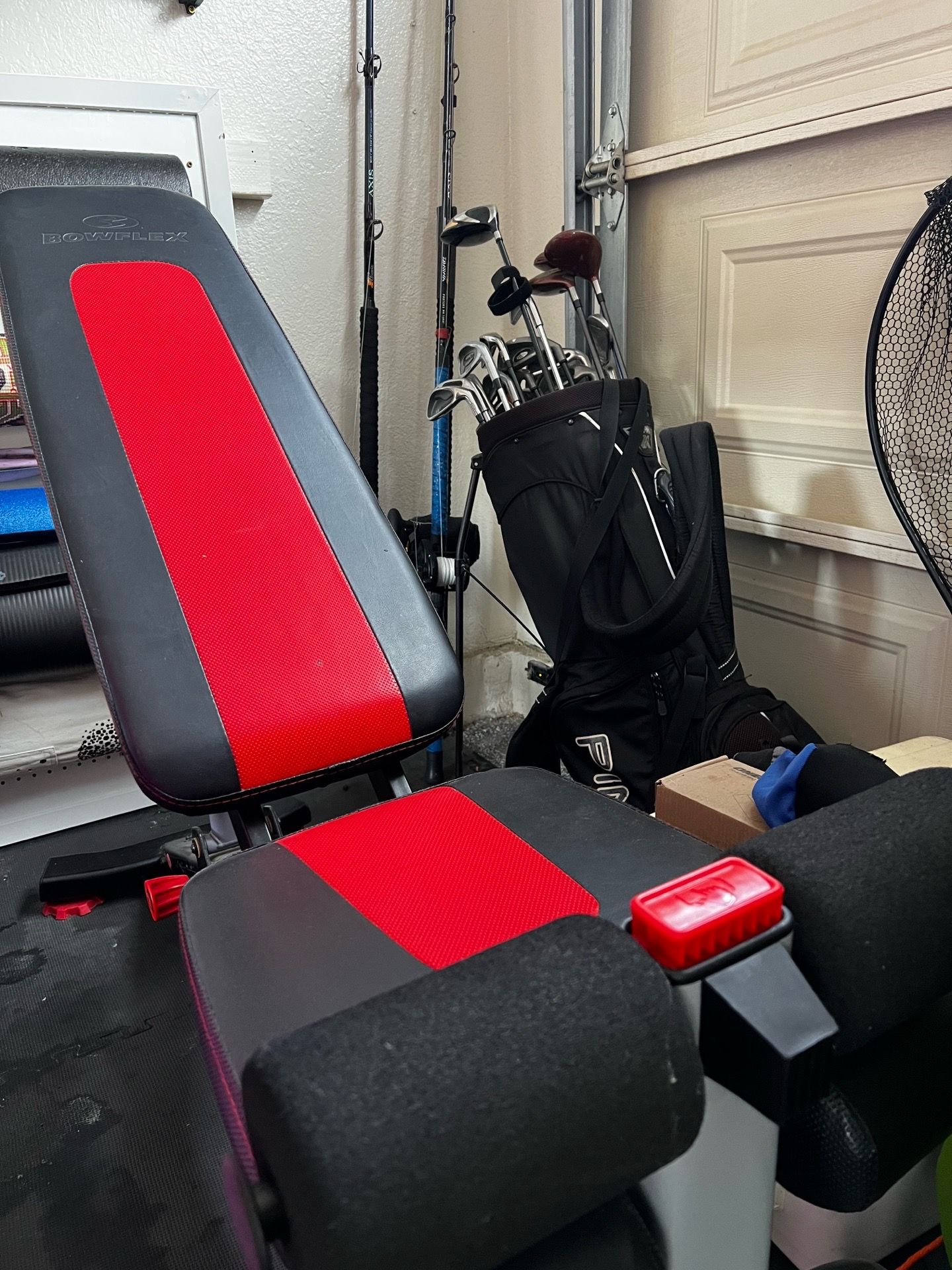Workout bench $100 regular $350 new